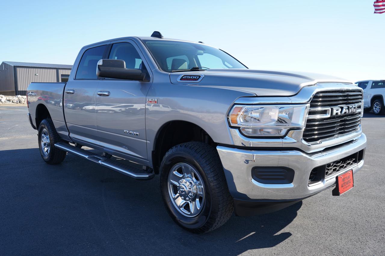 RAM 2500 Big Horn 4x4 Crew Cab 6'4" Box 2019