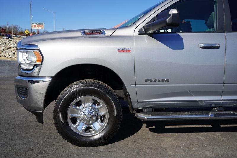 RAM 2500 Big Horn 4x4 Crew Cab 6'4" Box 2019