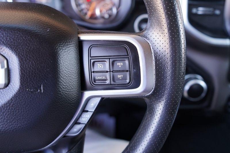 RAM 2500 Big Horn 4x4 Crew Cab 6'4" Box 2019