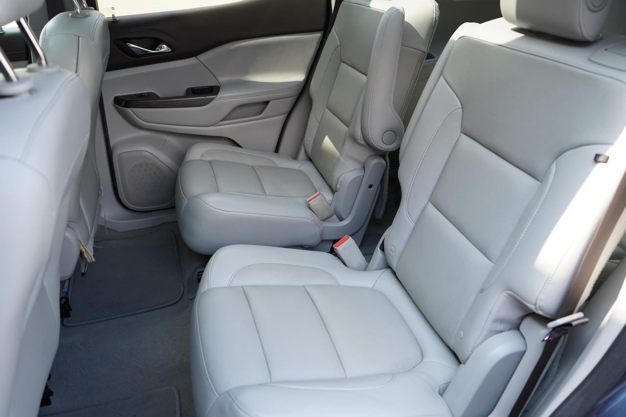 GMC Acadia FWD 4dr SLT w/SLT-1 2019