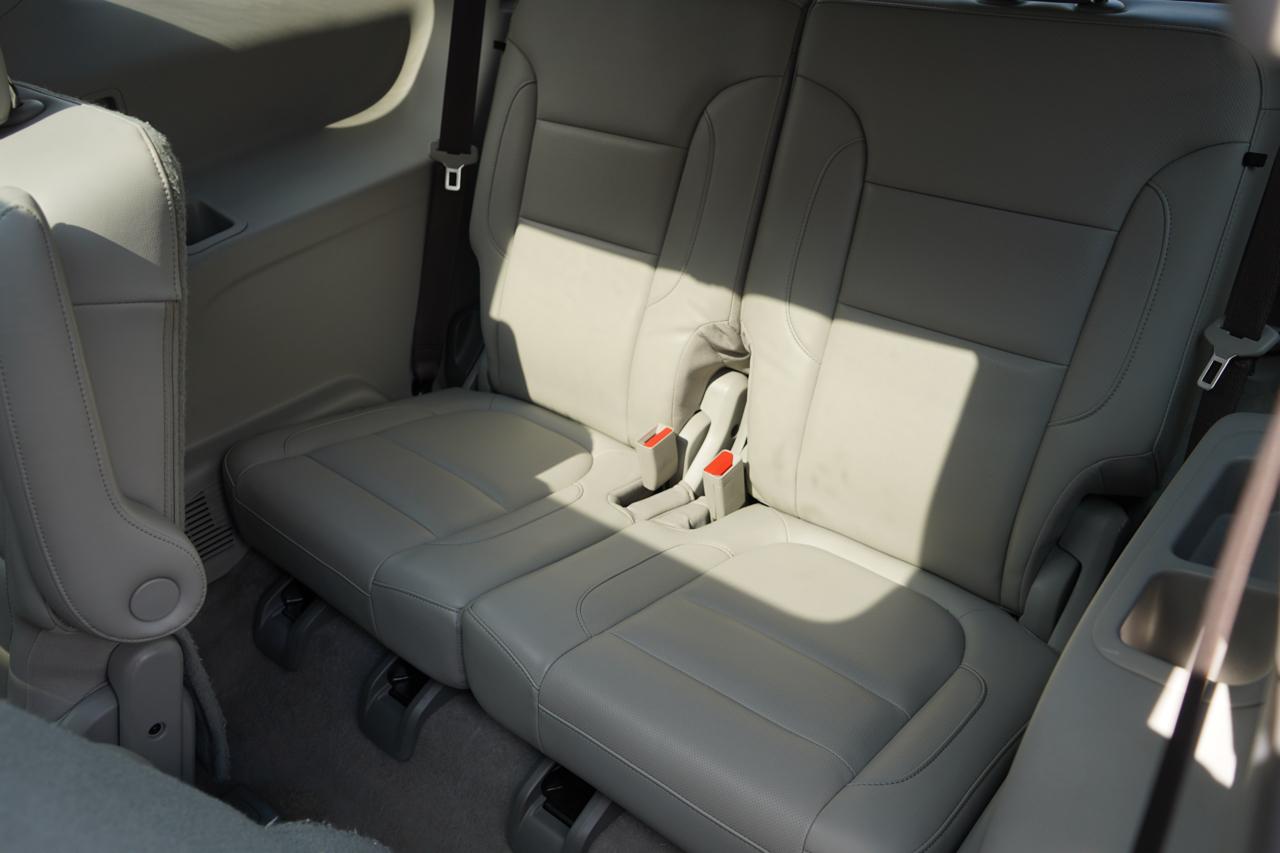 GMC Acadia FWD 4dr SLT w/SLT-1 2019