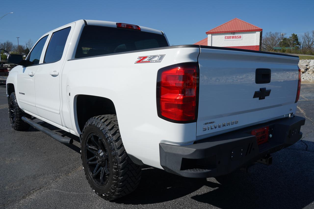 Chevrolet Silverado 1500 4WD Crew Cab 143.5" LT w/2LT 2015