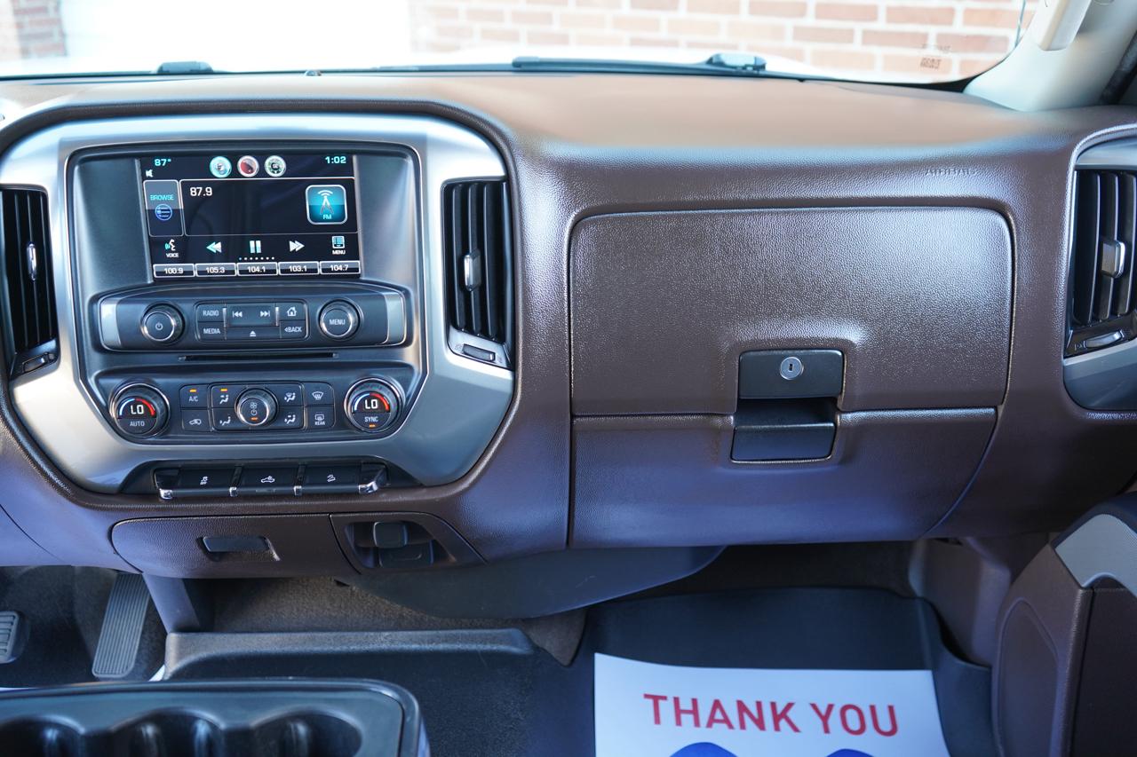 Chevrolet Silverado 1500 4WD Crew Cab 143.5" LT w/2LT 2015