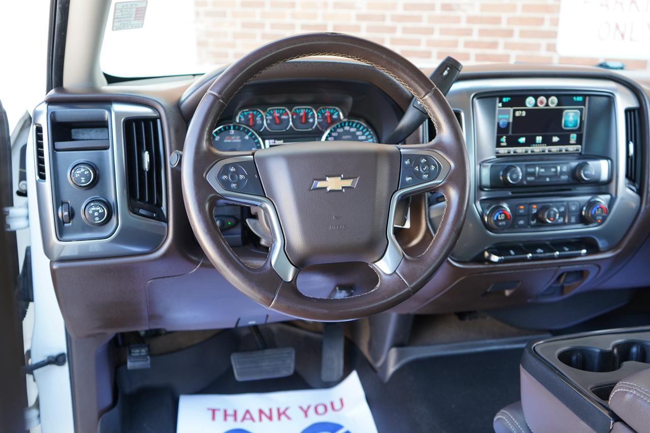 Chevrolet Silverado 1500 4WD Crew Cab 143.5" LT w/2LT 2015