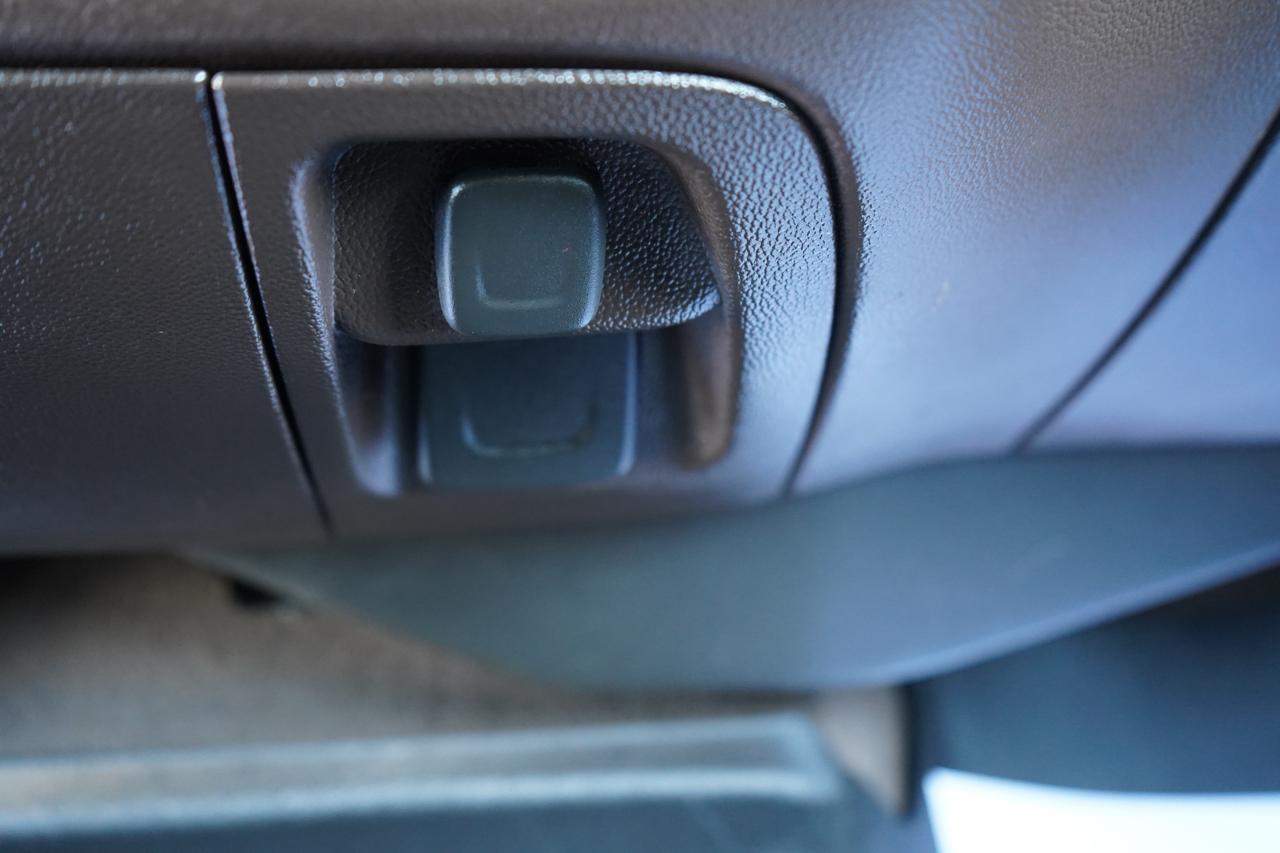 Chevrolet Silverado 1500 4WD Crew Cab 143.5" LT w/2LT 2015