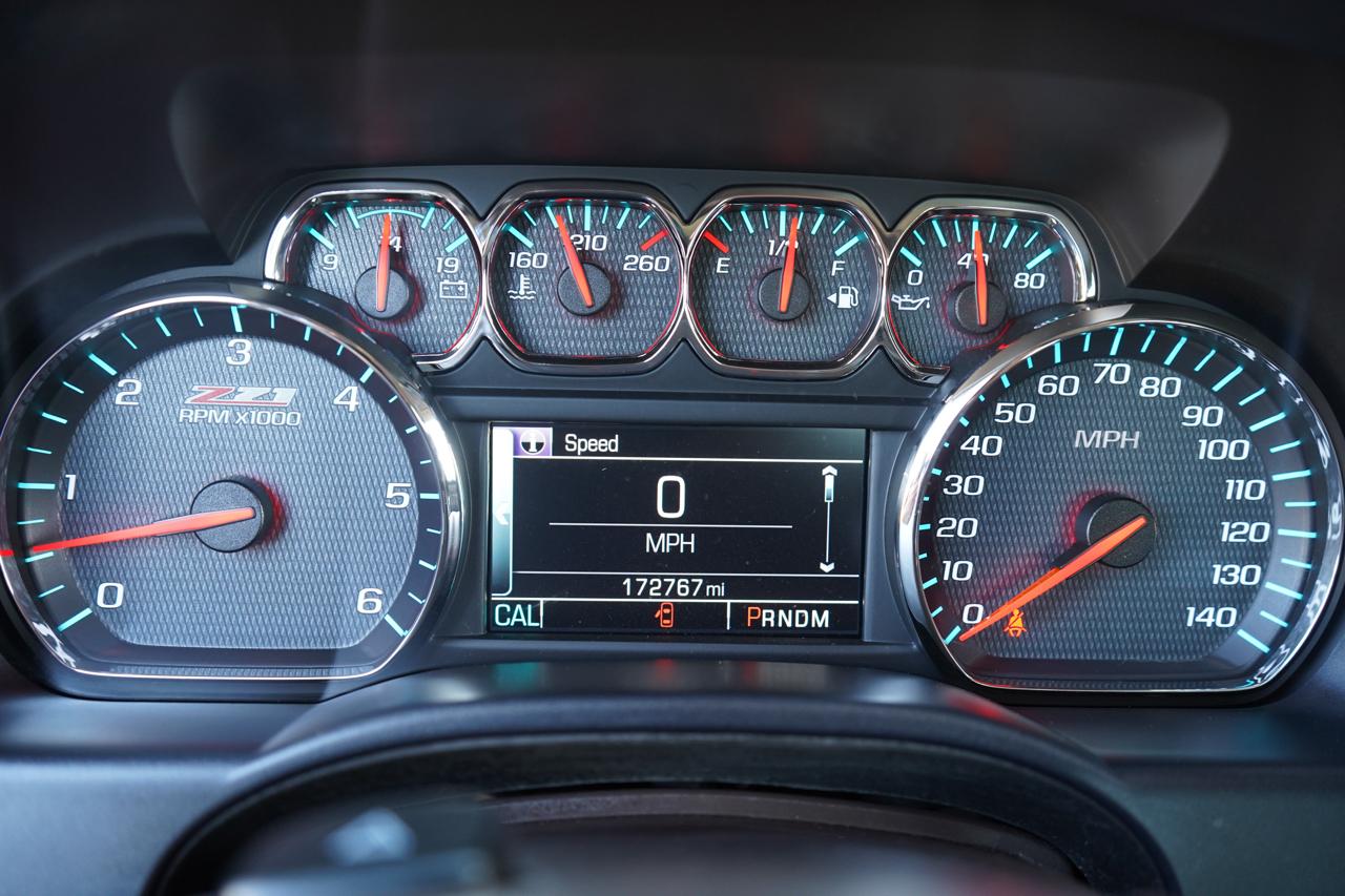 Chevrolet Silverado 1500 4WD Crew Cab 143.5" LT w/2LT 2015