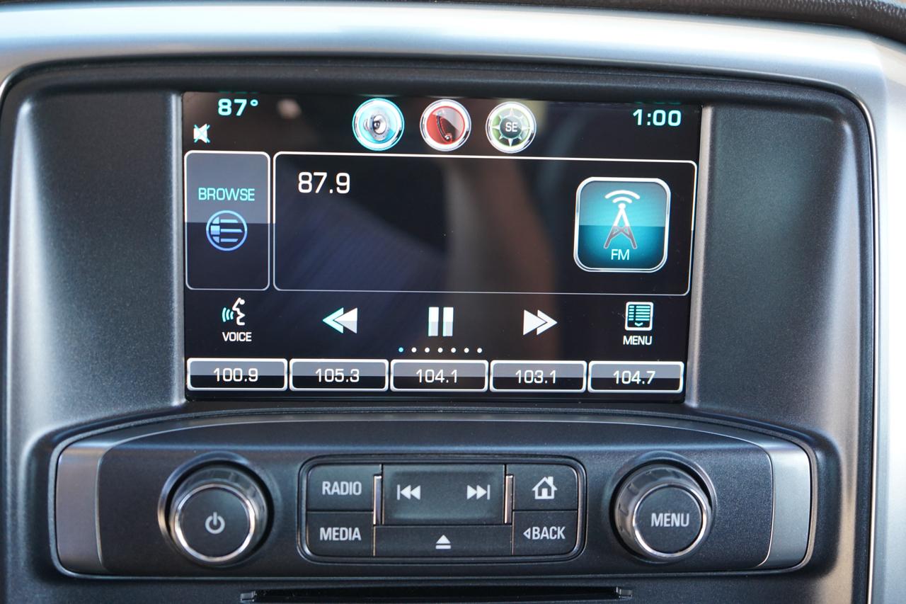 Chevrolet Silverado 1500 4WD Crew Cab 143.5" LT w/2LT 2015