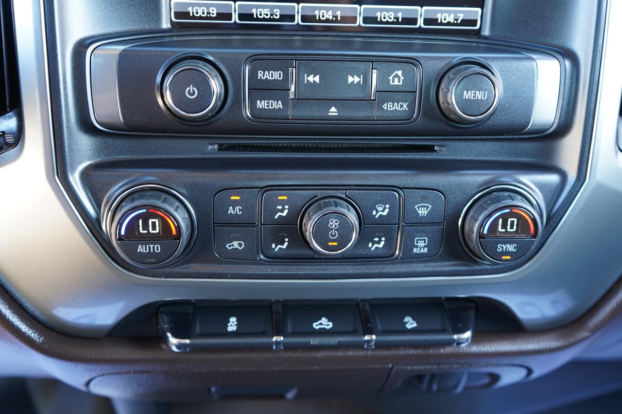 Chevrolet Silverado 1500 4WD Crew Cab 143.5" LT w/2LT 2015