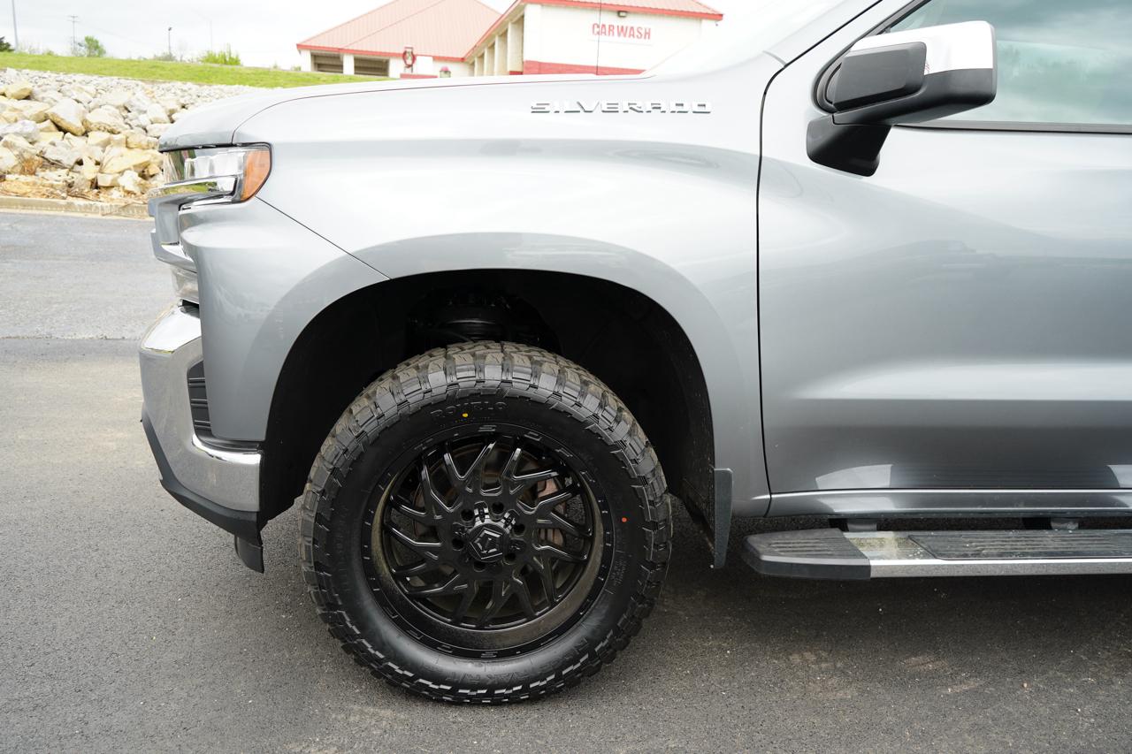 Chevrolet Silverado 1500 4WD Crew Cab 147" LT w/2FL 2021