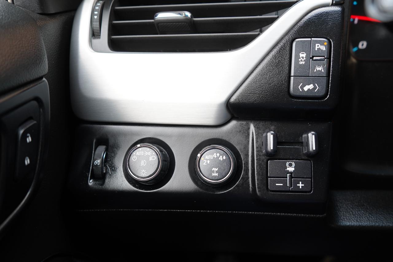 GMC Yukon 4WD 4dr SLT 2017