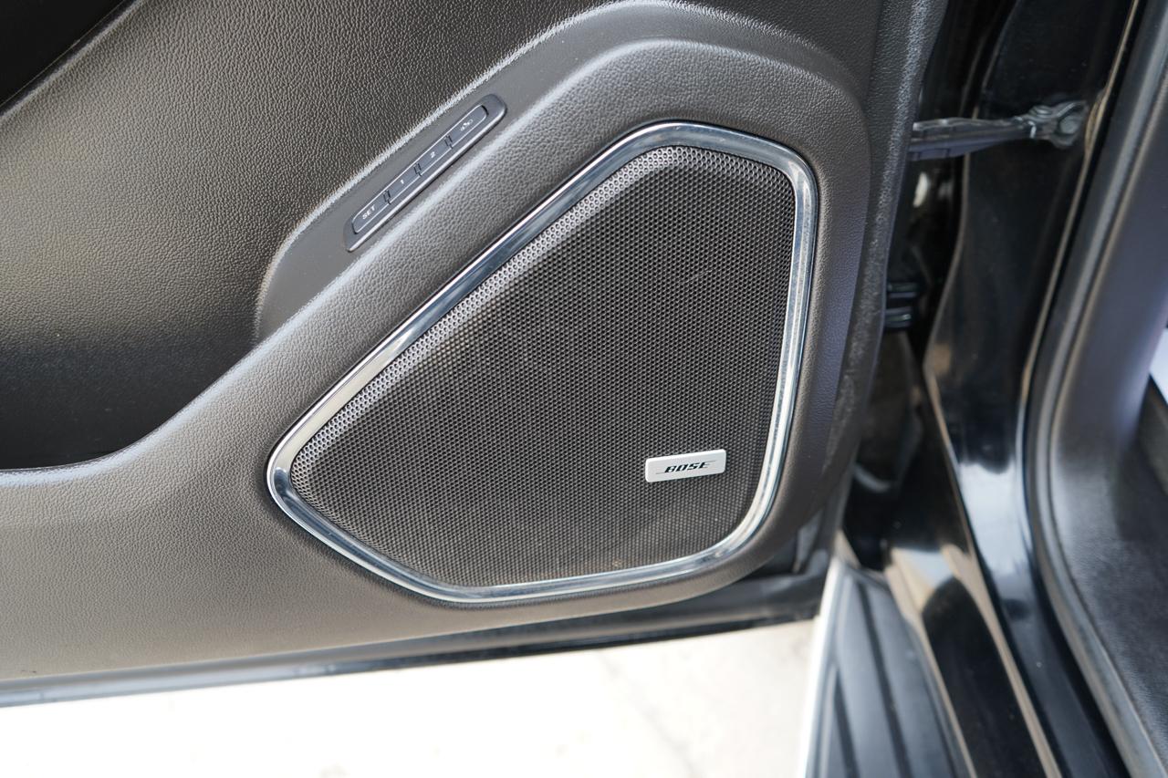 GMC Yukon 4WD 4dr SLT 2017