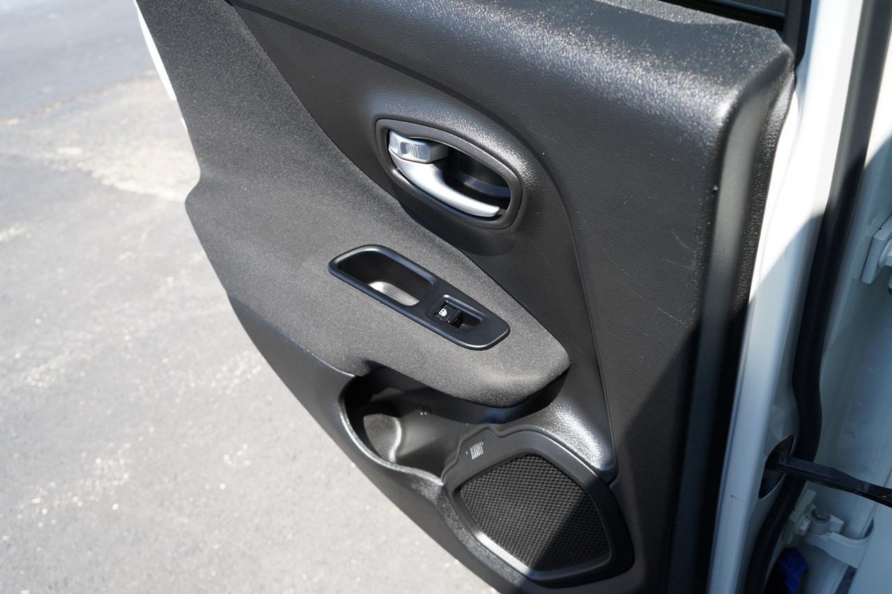 Jeep Renegade Latitude FWD 2019