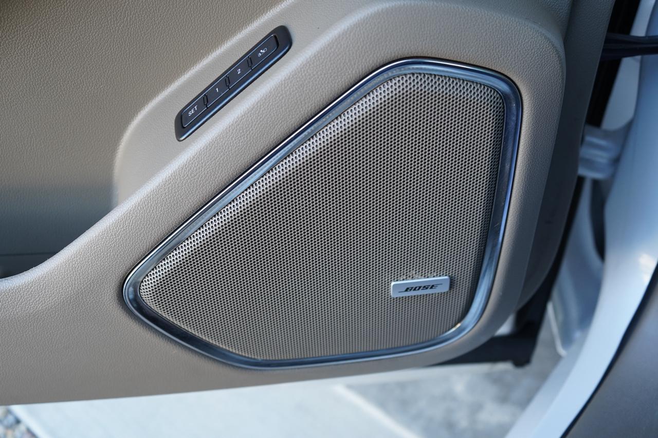 Chevrolet Tahoe 4WD 4dr Premier 2017