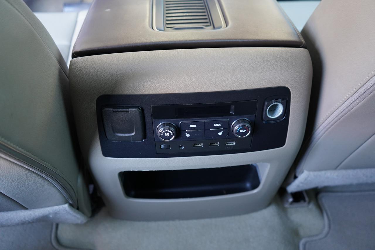 Chevrolet Tahoe 4WD 4dr Premier 2017