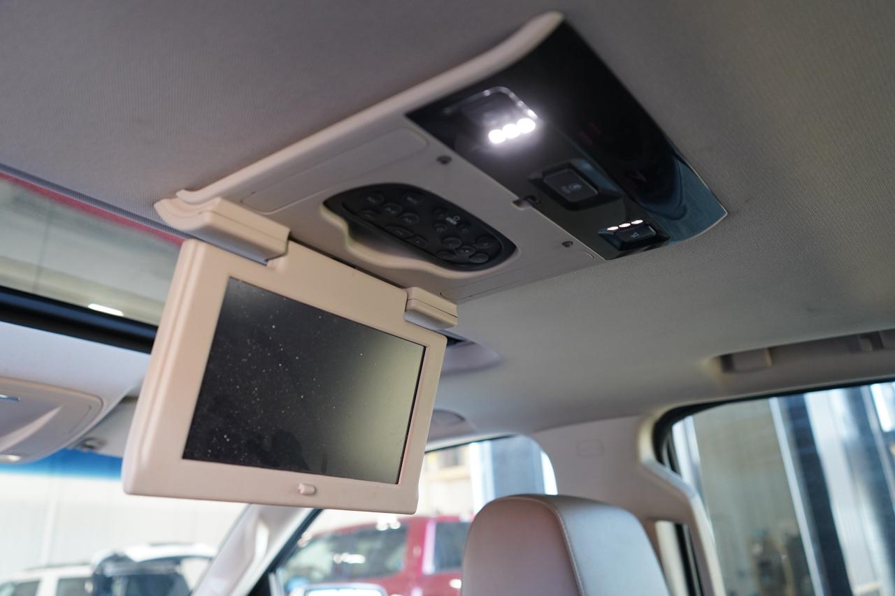 Chevrolet Tahoe 4WD 4dr Premier 2017