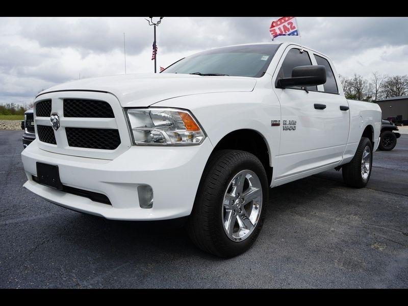 RAM 1500 Express 4x4 Quad Cab 6'4" Box 2017