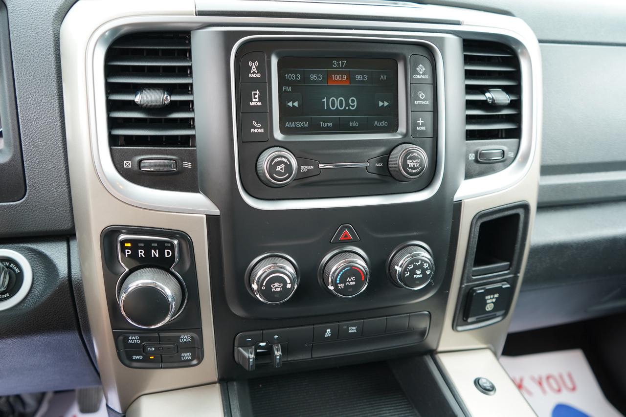 RAM 1500 4WD Quad Cab 140.5" Big Horn 2014