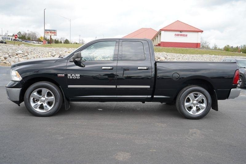 RAM 1500 4WD Quad Cab 140.5" Big Horn 2014