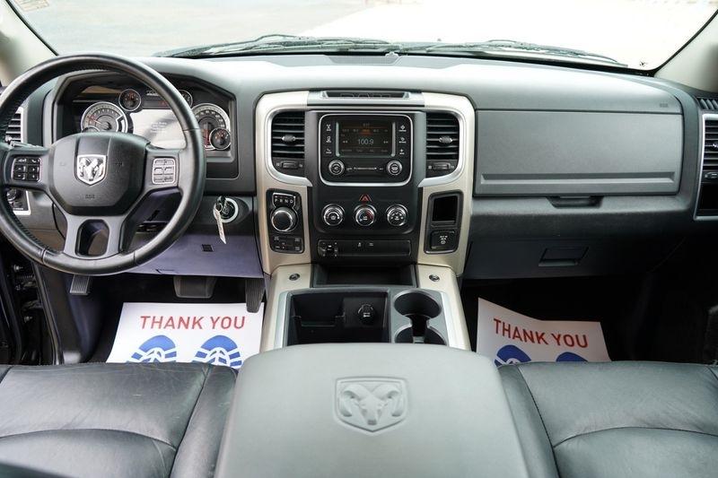 RAM 1500 4WD Quad Cab 140.5" Big Horn 2014