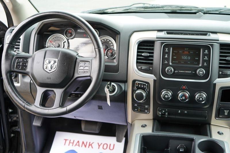 RAM 1500 4WD Quad Cab 140.5" Big Horn 2014
