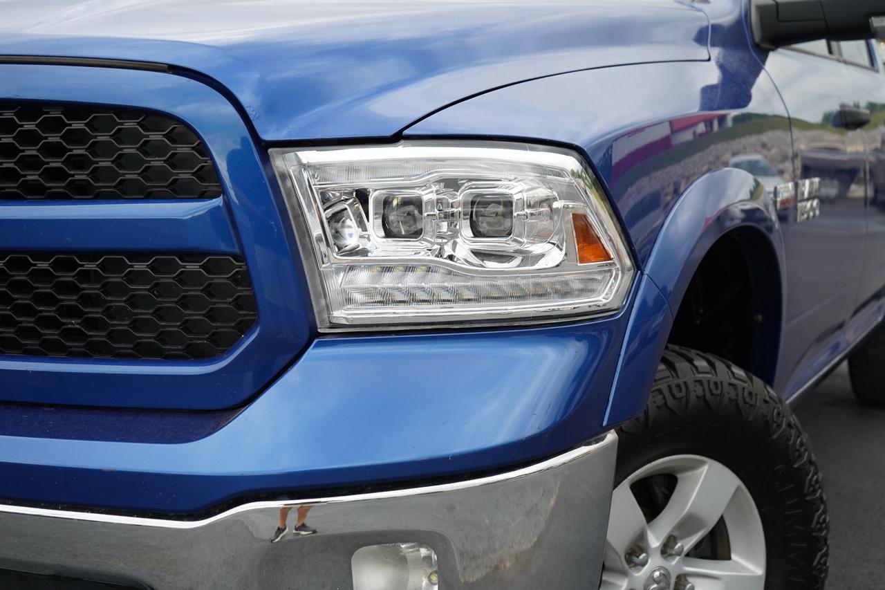 RAM 1500 Outdoorsman 4x4 Crew Cab 5'7" Box 2018