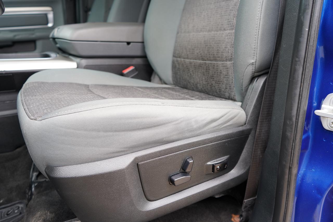 RAM 1500 Outdoorsman 4x4 Crew Cab 5'7" Box 2018