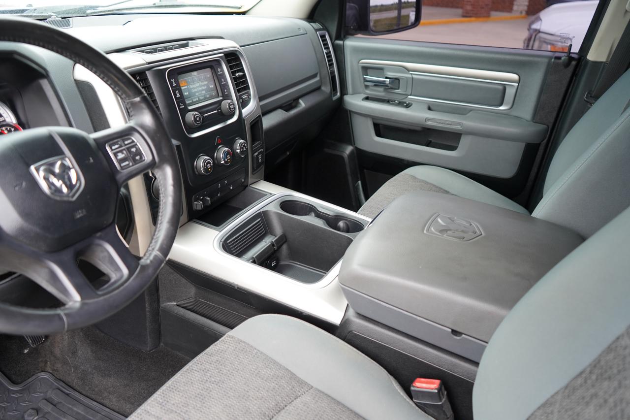RAM 1500 Outdoorsman 4x4 Crew Cab 5'7" Box 2018