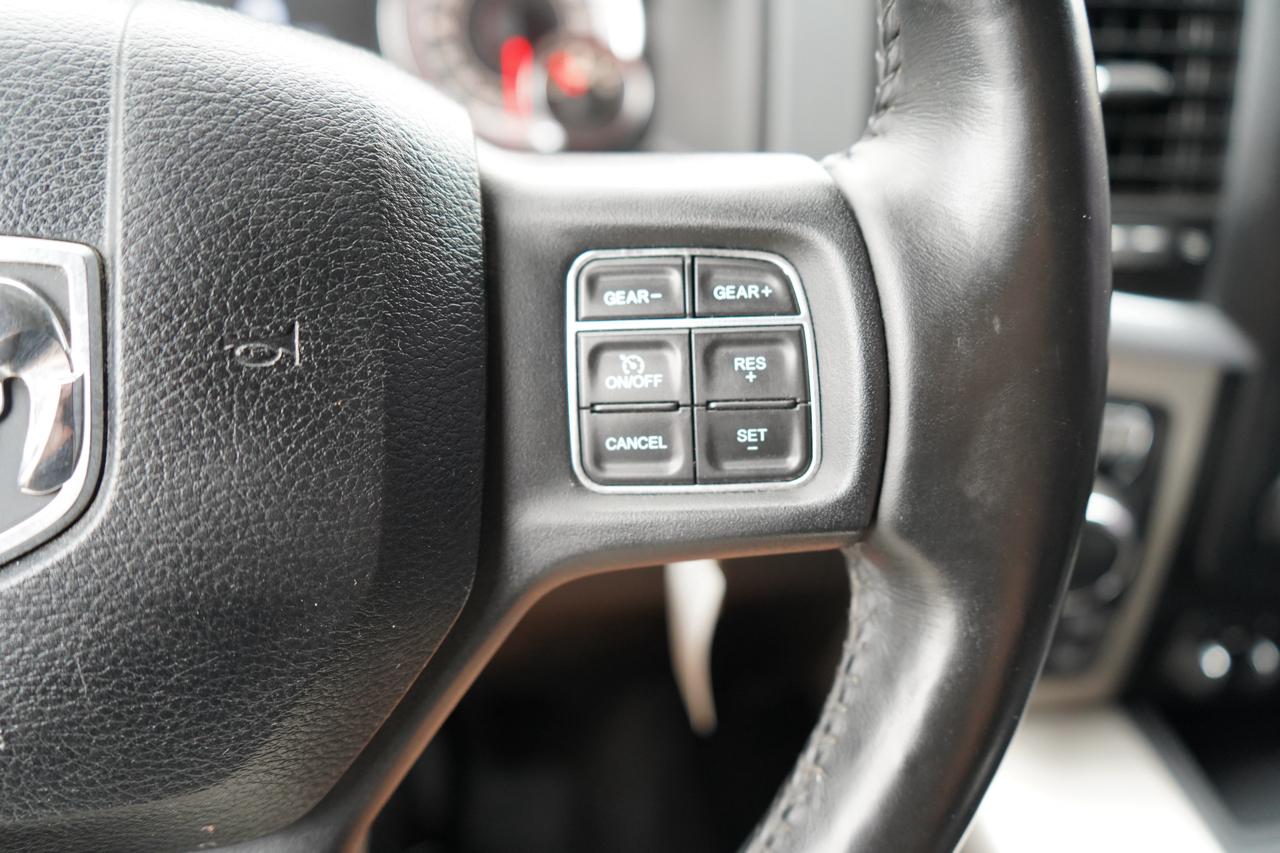RAM 1500 Outdoorsman 4x4 Crew Cab 5'7" Box 2018