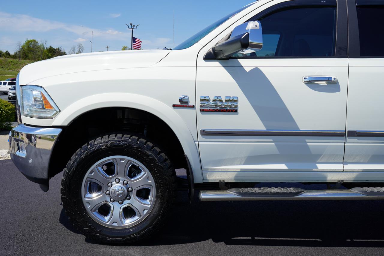RAM 2500 Laramie 4x4 Crew Cab 6'4" Box 2017
