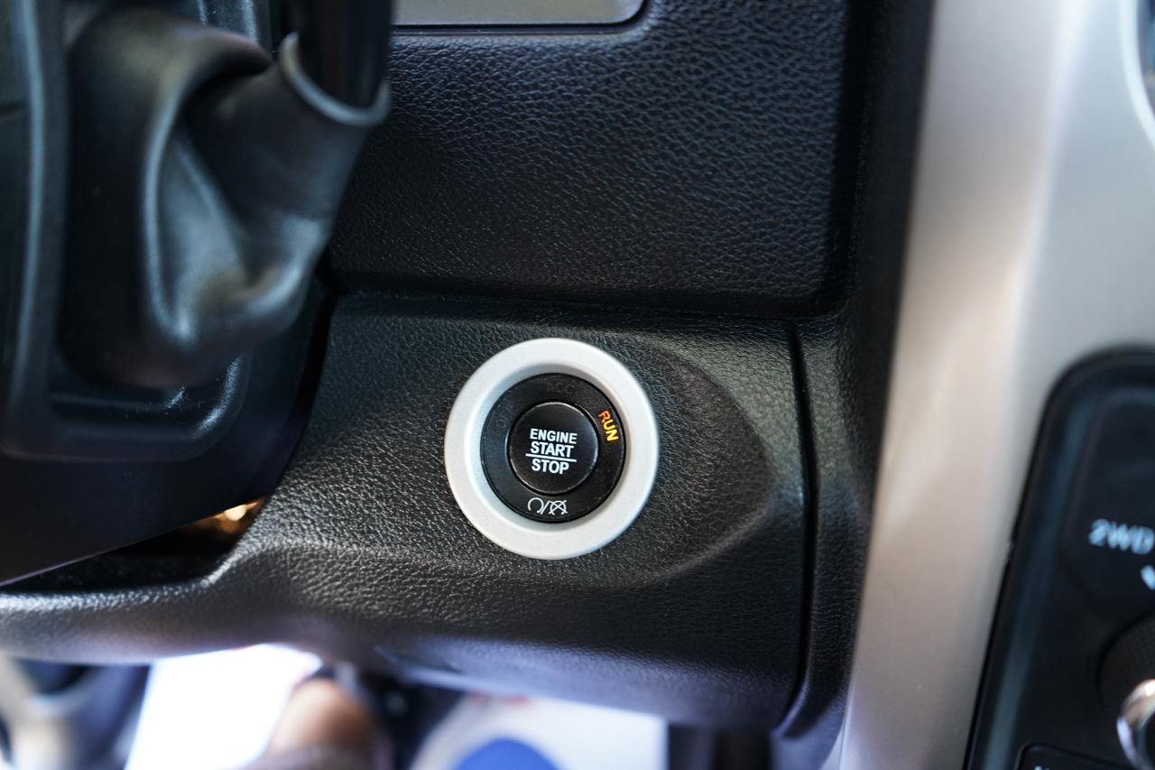 RAM 2500 Laramie 4x4 Crew Cab 6'4" Box 2017