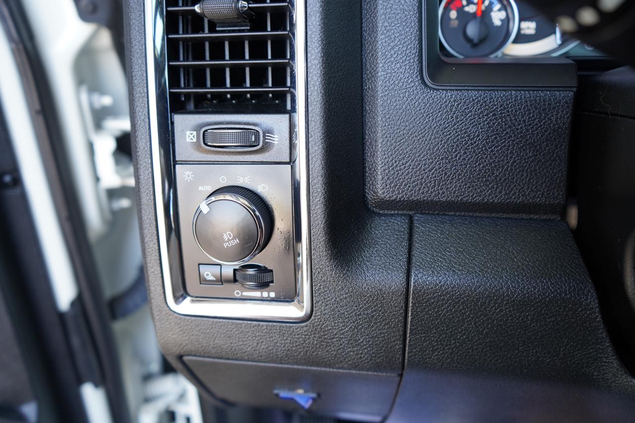 RAM 2500 Laramie 4x4 Crew Cab 6'4" Box 2017