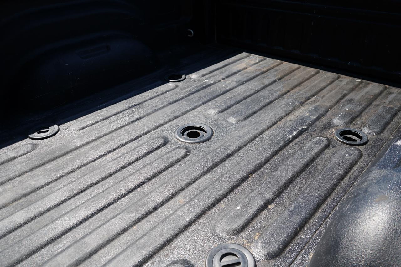 RAM 2500 Laramie 4x4 Crew Cab 6'4" Box 2017