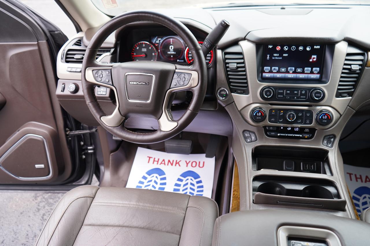 GMC Yukon XL 4WD 4dr Denali 2016