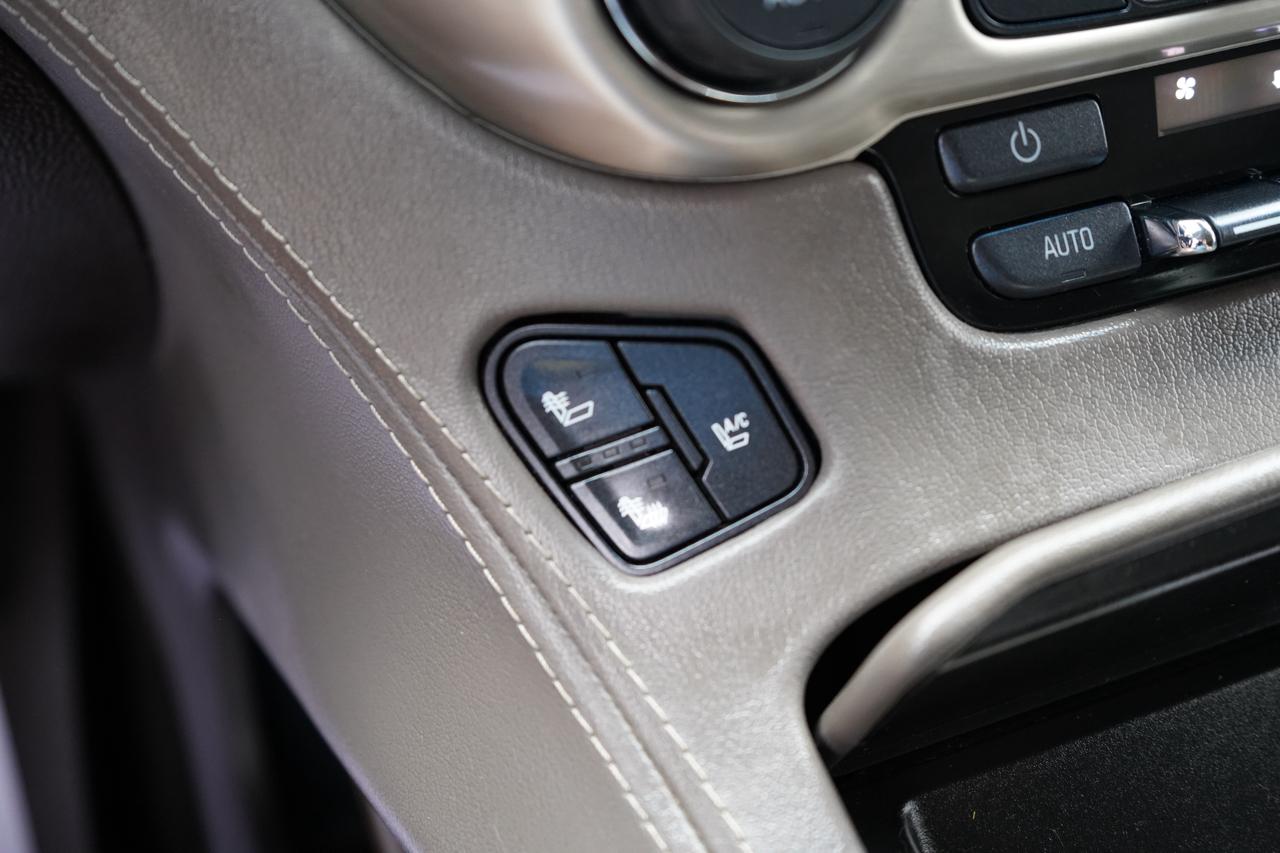 GMC Yukon XL 4WD 4dr Denali 2016