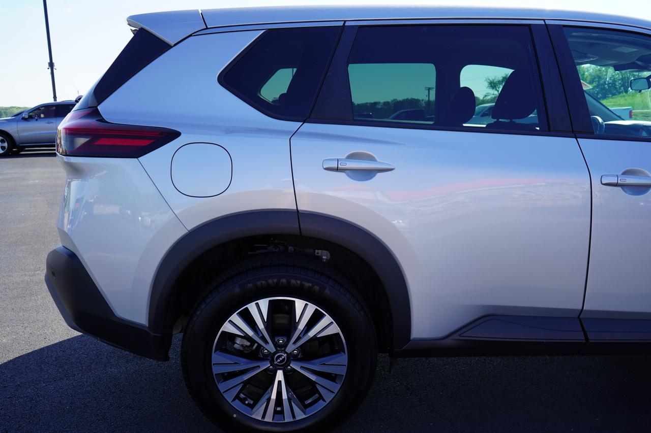 Nissan Rogue FWD SV 2022