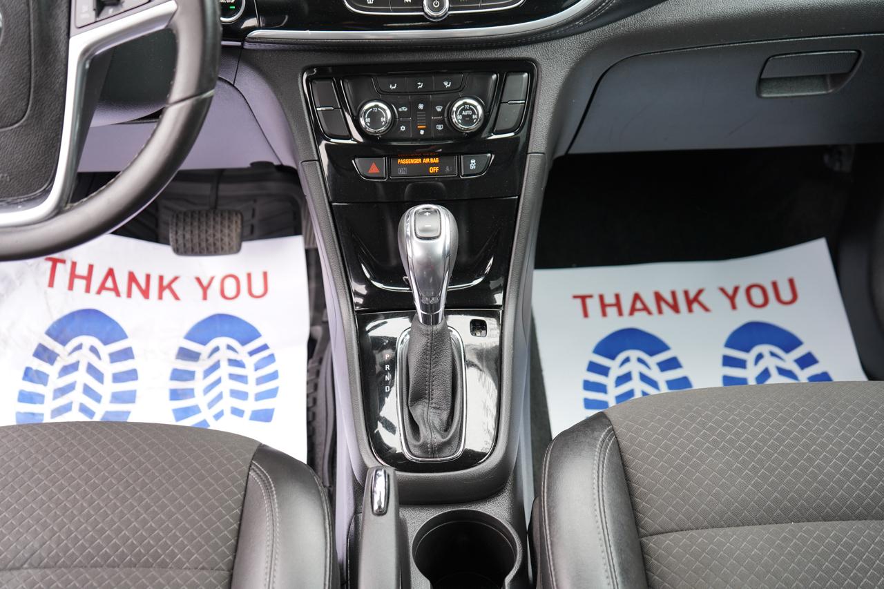 Buick Encore FWD 4dr Sport Touring 2019