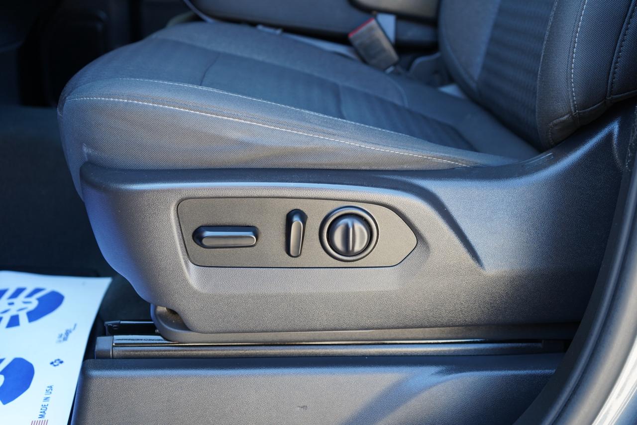 GMC Sierra 1500 4WD Crew Cab 147" Elevation w/3SB 2021