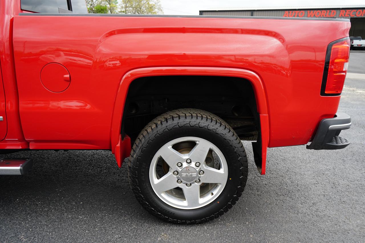 GMC Sierra 2500HD available WiFi 4WD Crew Cab 153.7" SLT 2015