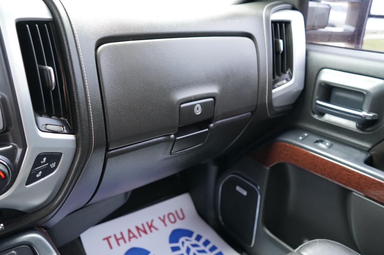 GMC Sierra 2500HD available WiFi 4WD Crew Cab 153.7" SLT 2015