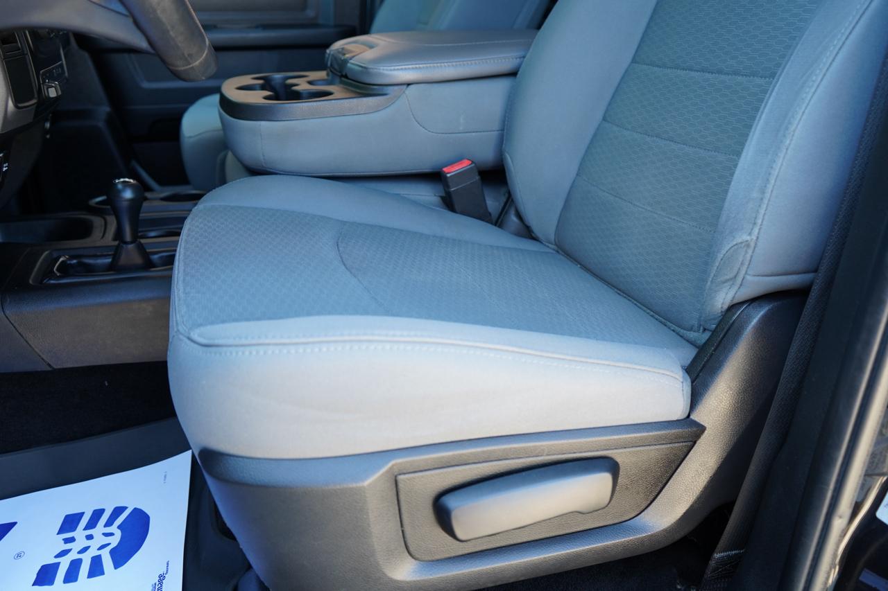 RAM 2500 Tradesman 4x4 Crew Cab 6'4" Box 2017