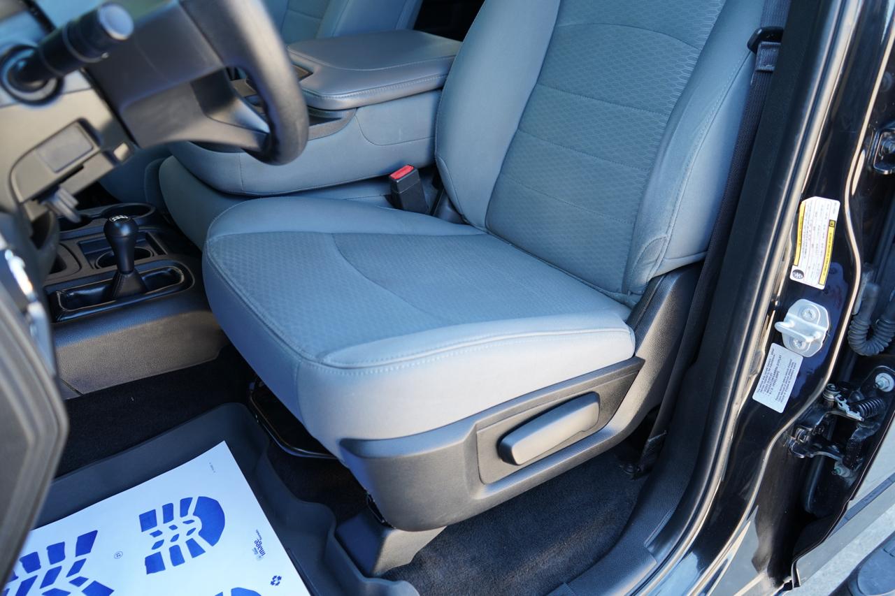 RAM 2500 Tradesman 4x4 Crew Cab 6'4" Box 2017