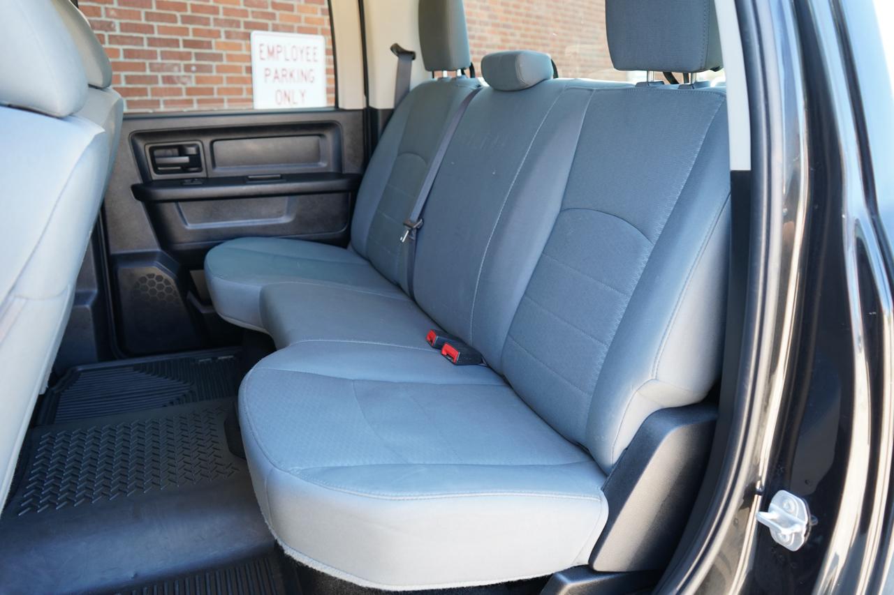 RAM 2500 Tradesman 4x4 Crew Cab 6'4" Box 2017