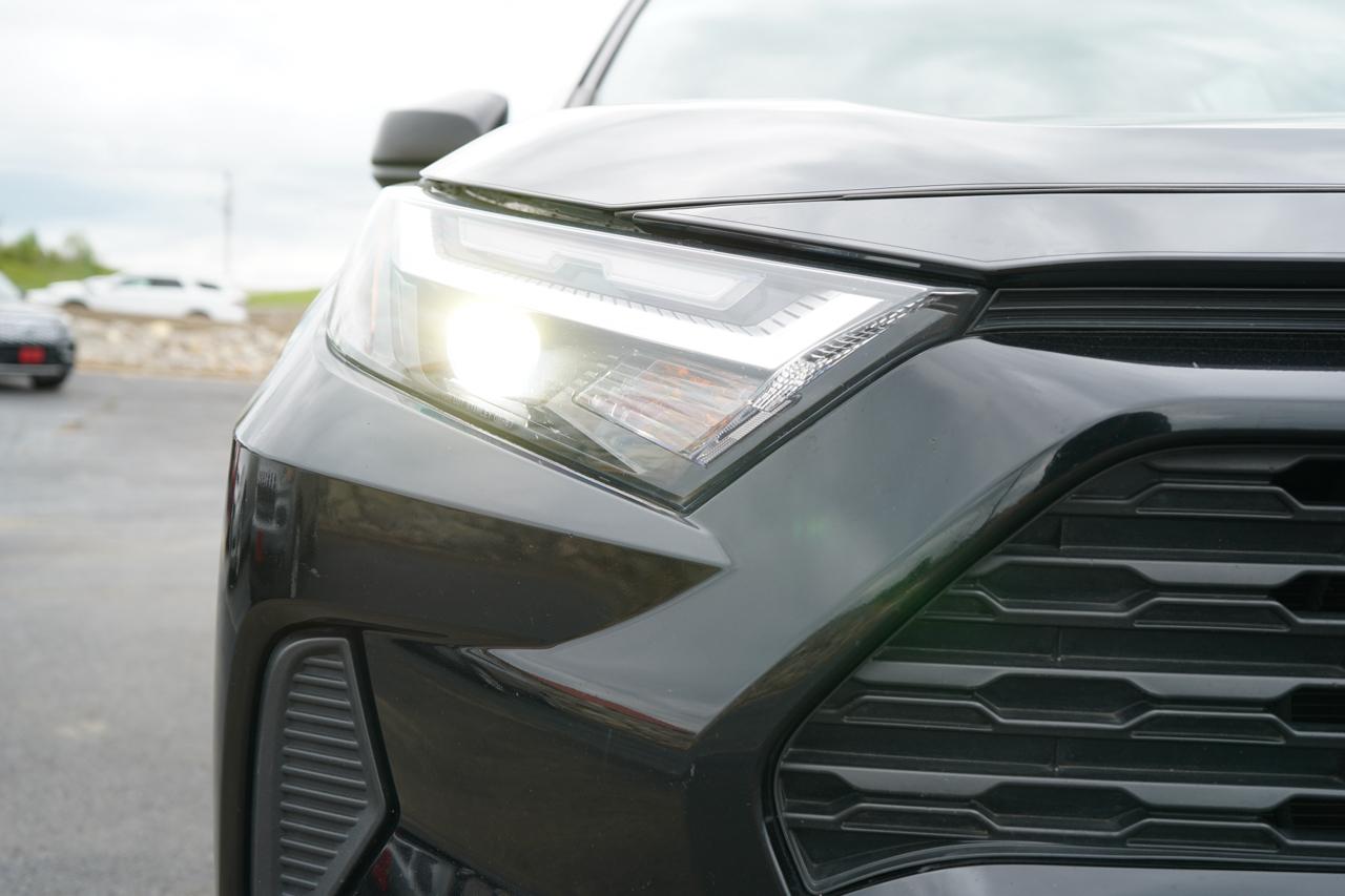 Toyota RAV4 LE FWD (Natl) 2023