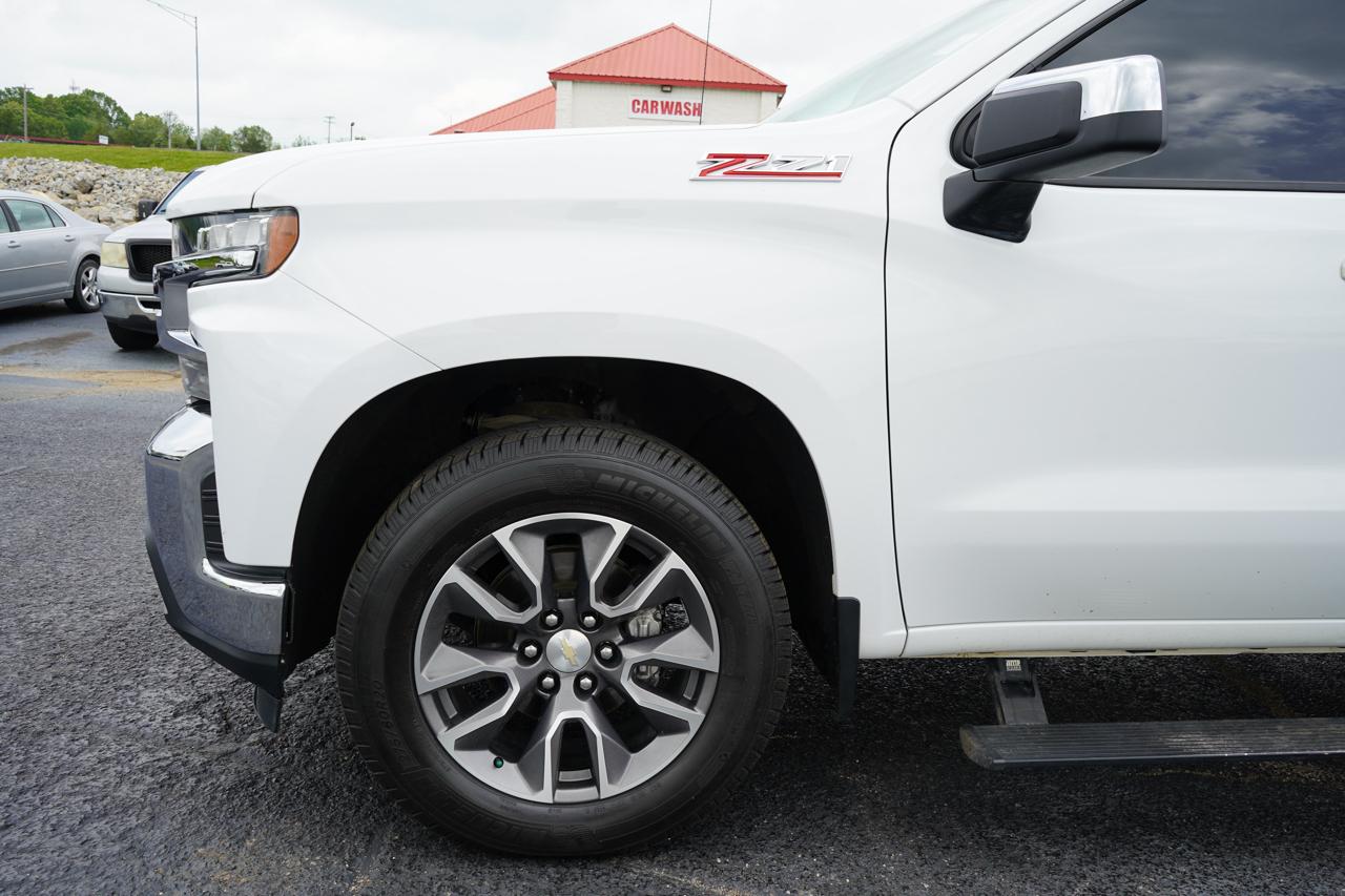 Chevrolet Silverado 1500 4WD Crew Cab 147" LT 2020