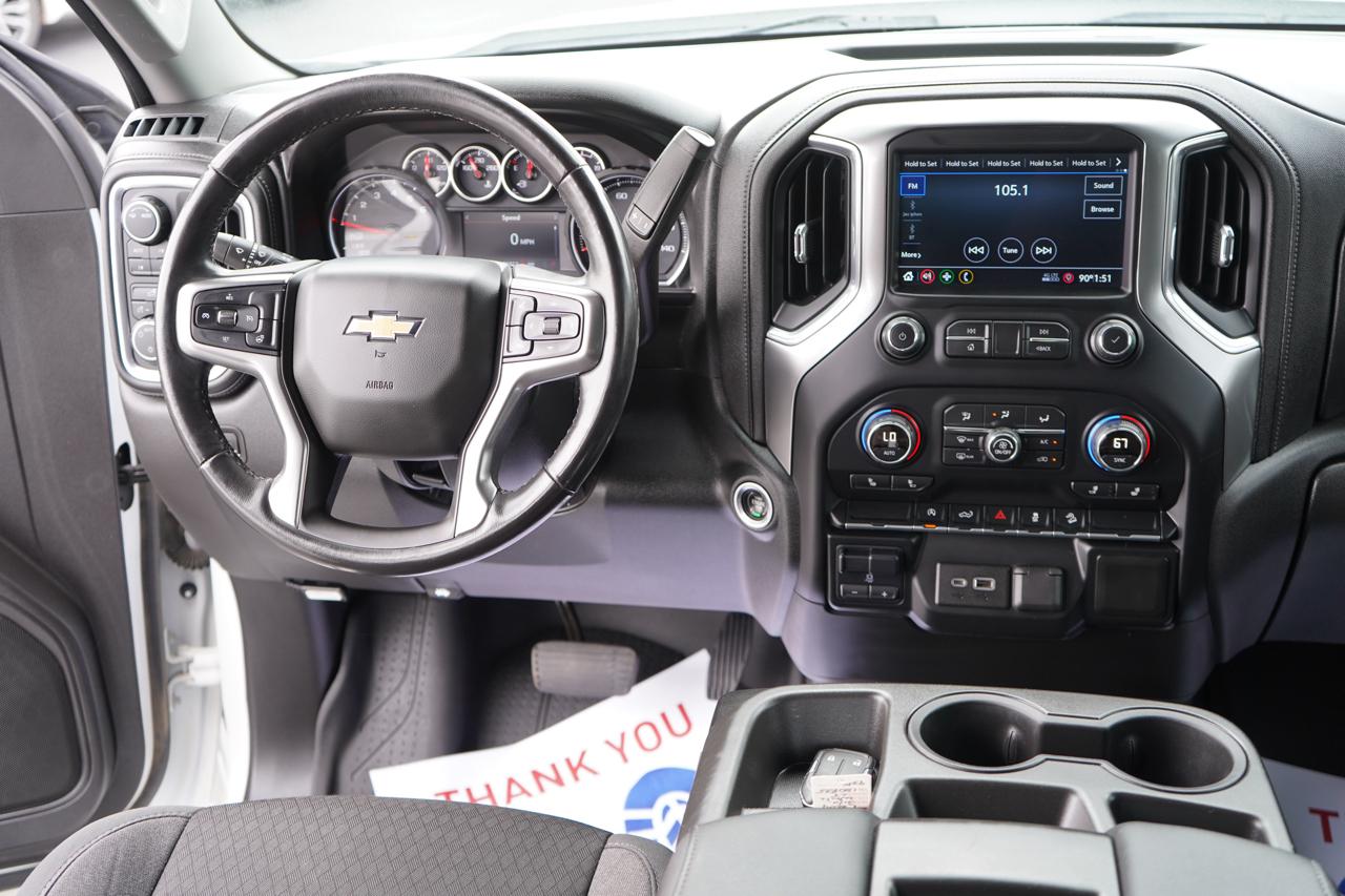 Chevrolet Silverado 1500 4WD Crew Cab 147" LT 2020