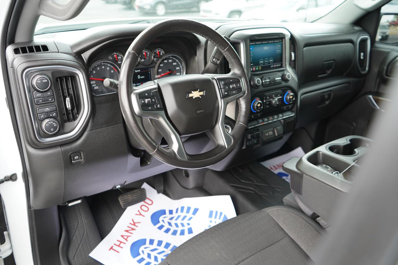 Chevrolet Silverado 1500 4WD Crew Cab 147" LT 2020