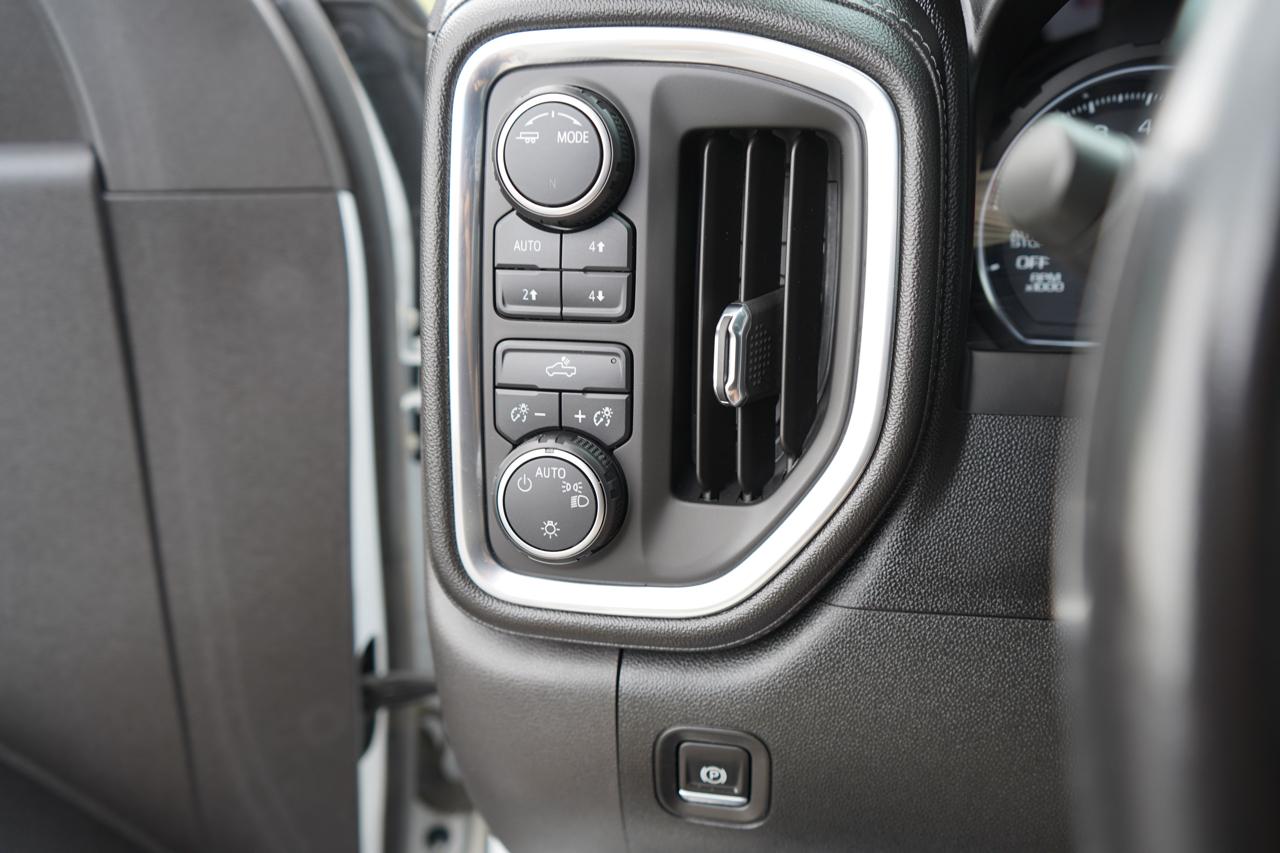 Chevrolet Silverado 1500 4WD Crew Cab 147" LT 2020