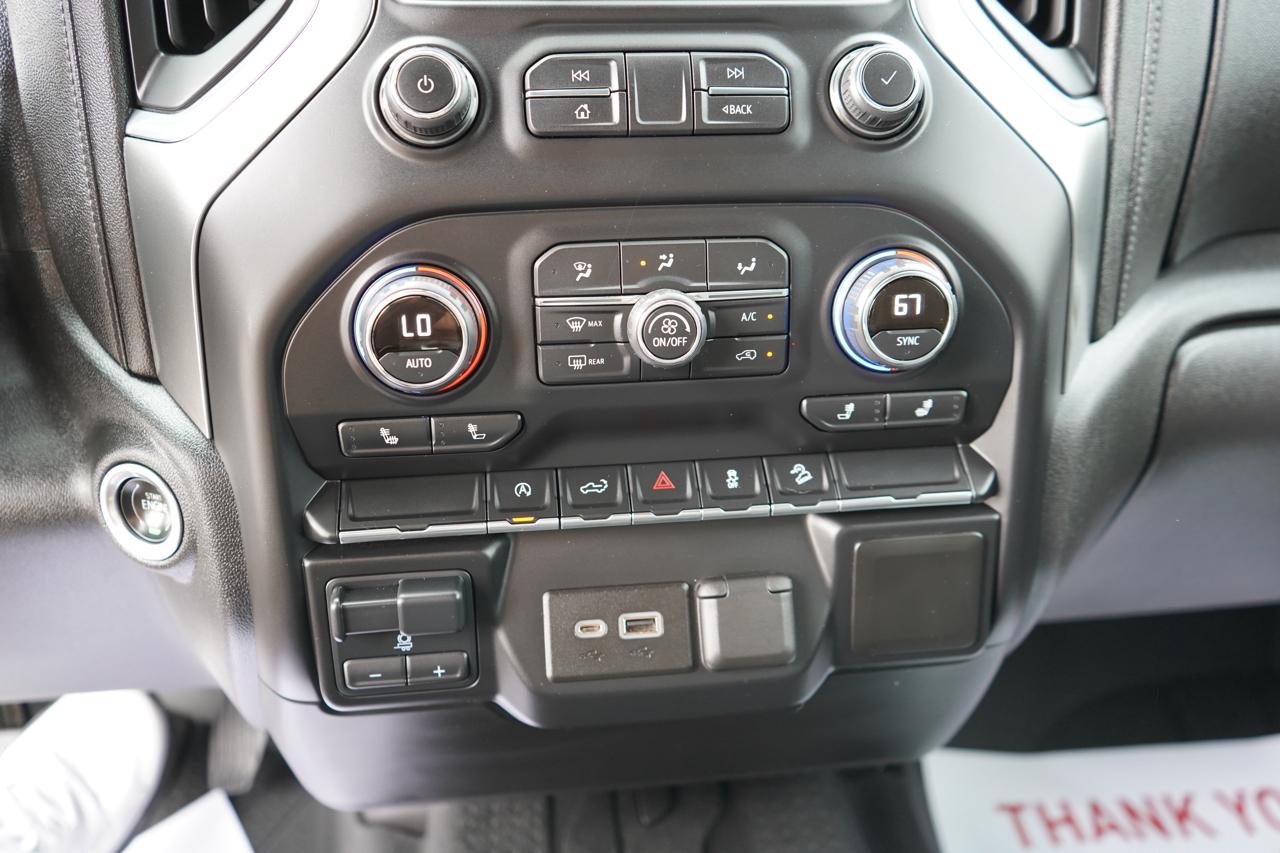 Chevrolet Silverado 1500 4WD Crew Cab 147" LT 2020
