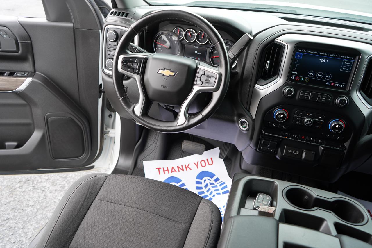 Chevrolet Silverado 1500 4WD Crew Cab 147" LT 2020