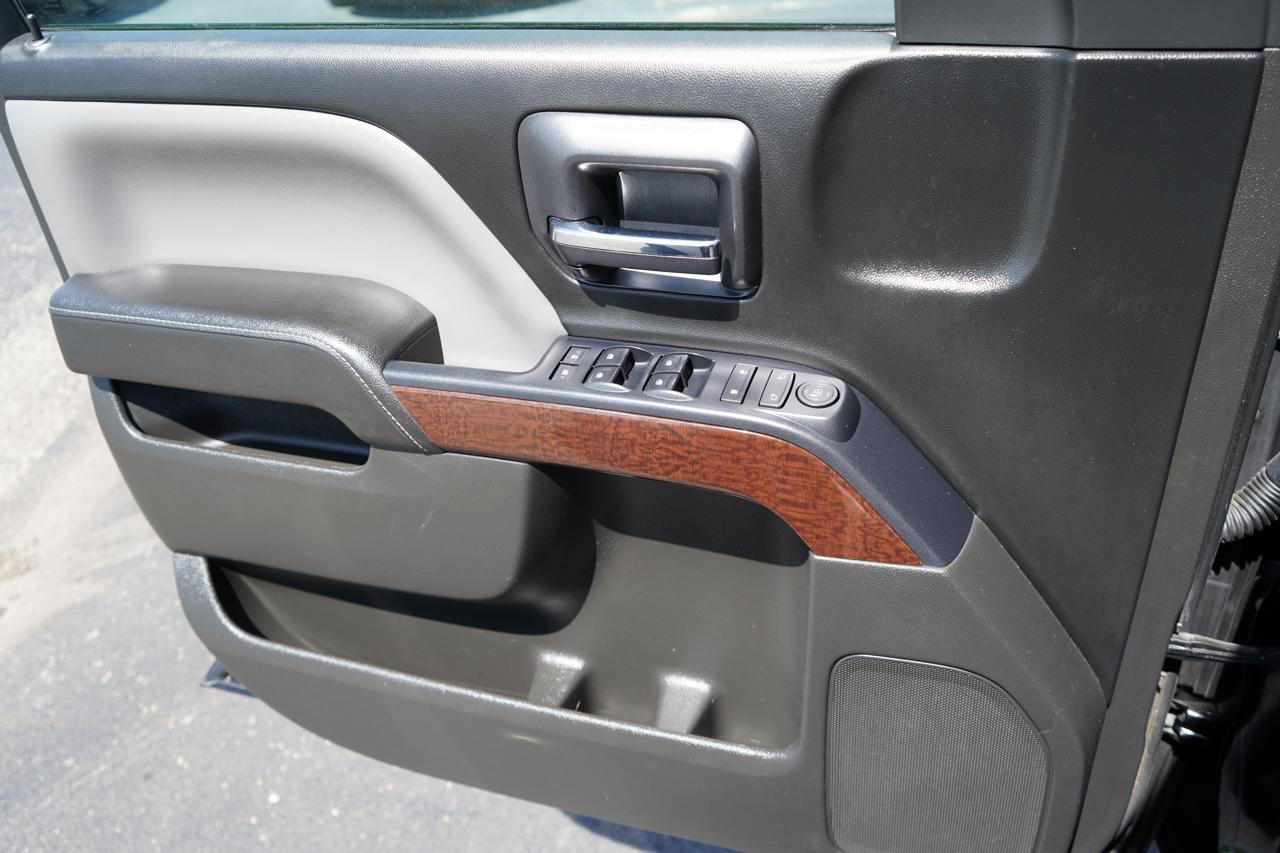 GMC Sierra 1500 4WD Crew Cab 143.5" SLE 2015